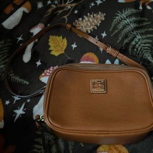 Used Dooney & bourke shoulder bag